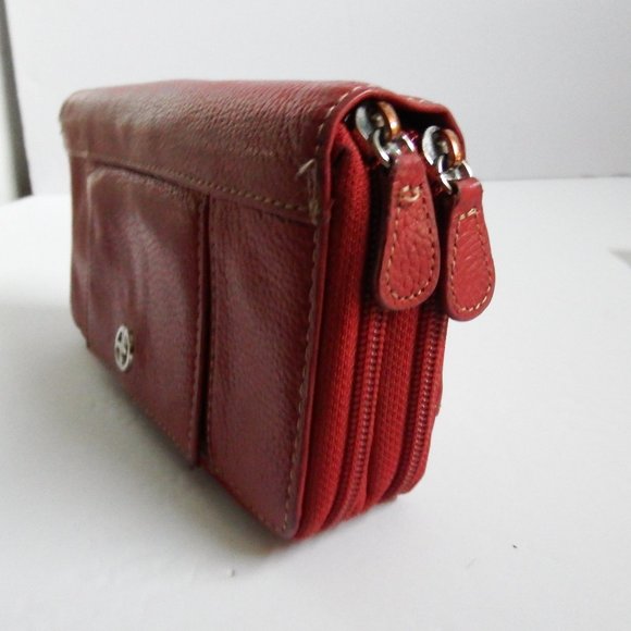 EUC Gianni Bini Bordeaux Leather Zippy Wallet - Picture 8 of 9